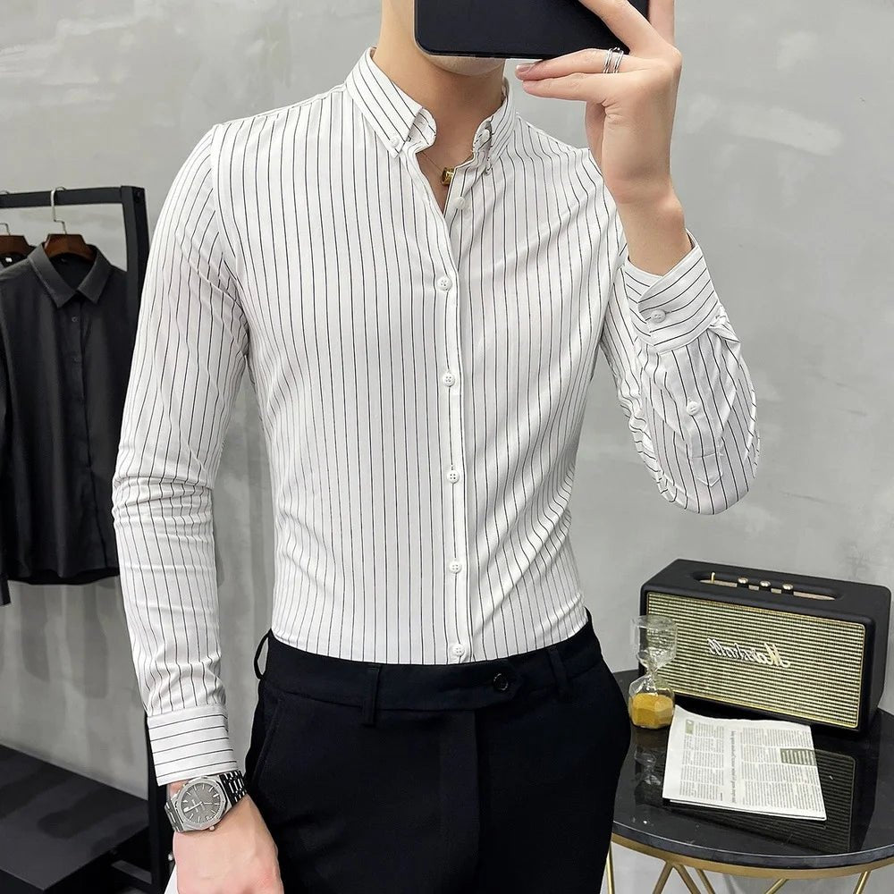 POWQUE URBAN STYLE retro striped men's shirt in white with black vertical stripes and button-up design